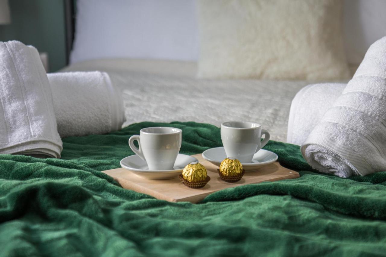 Апартаменты Couples Retreat, Fully Equipped Studio/ Loutraki Beach Экстерьер фото